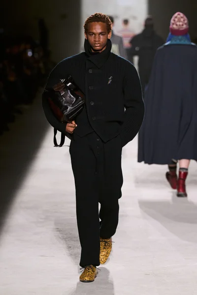 Look 6